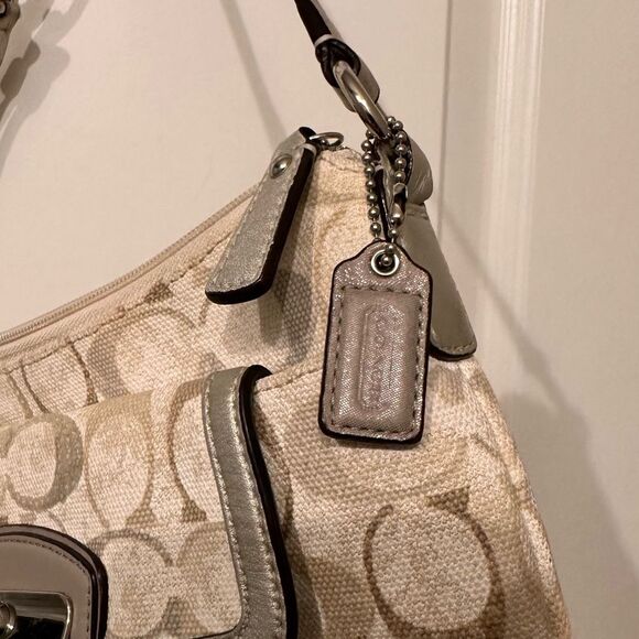 Coach Optic Canvas Shoulder bag - Picture 3 of 8